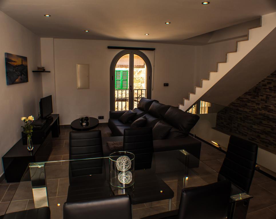 Townhouse Calvari By Homevillas360 Pollença Oda fotoğraf