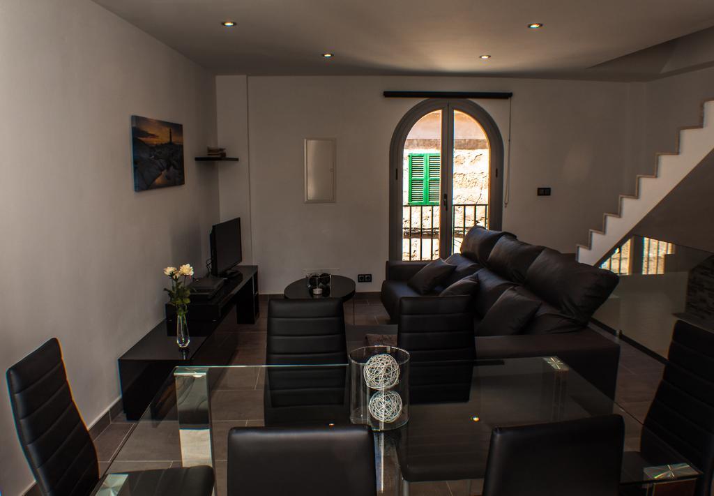Townhouse Calvari By Homevillas360 Pollença Oda fotoğraf